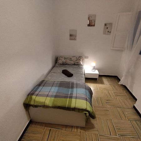 Habitaciones Cerca Del Centro Alicante Eksteriør bilde
